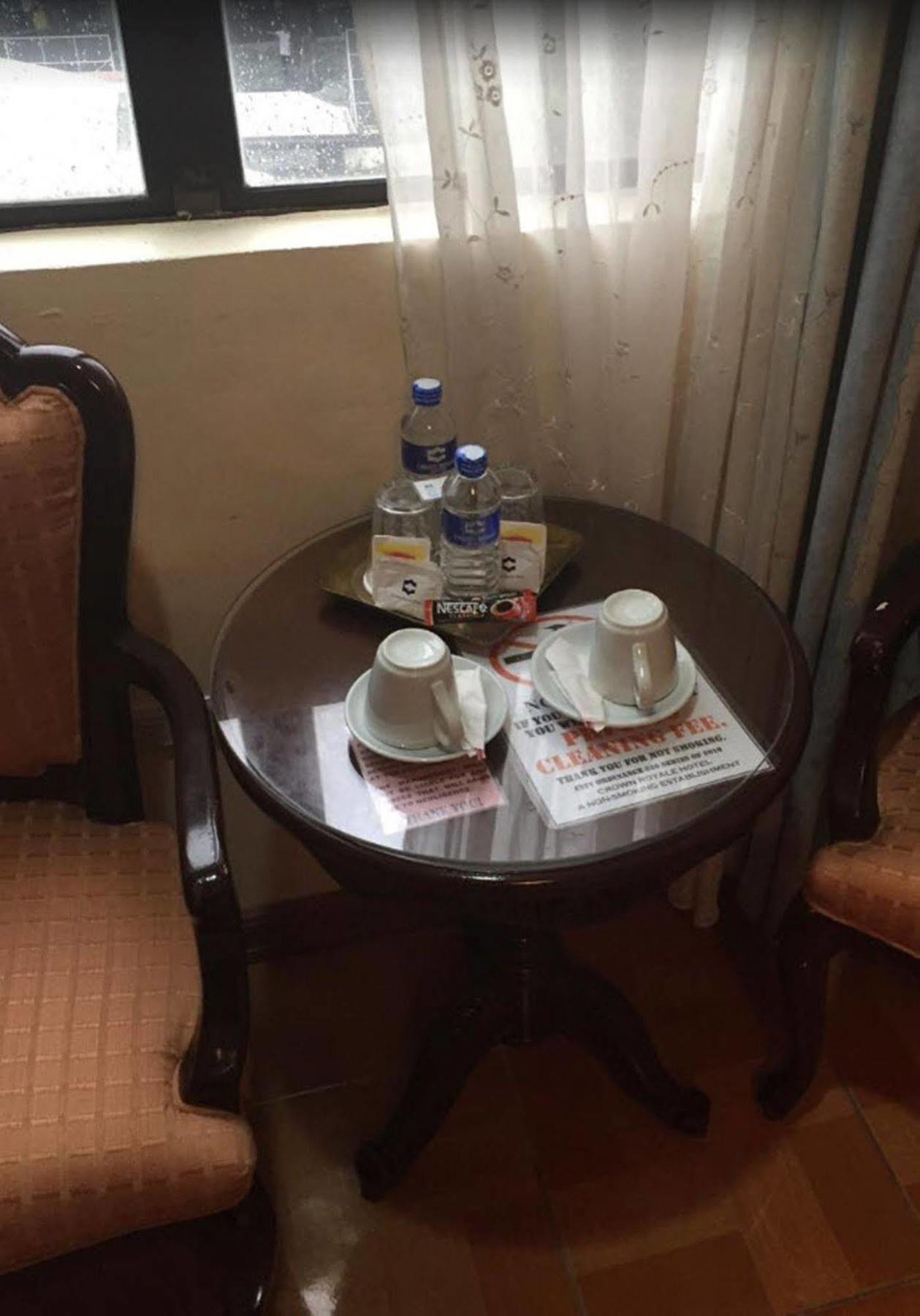 Crown Royale Hotel Balanga Dış mekan fotoğraf